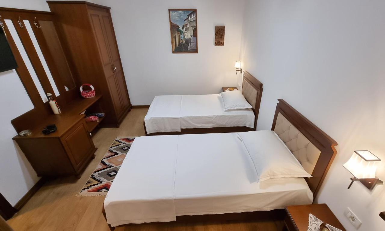 Master Hotel Berat Kültér fotó