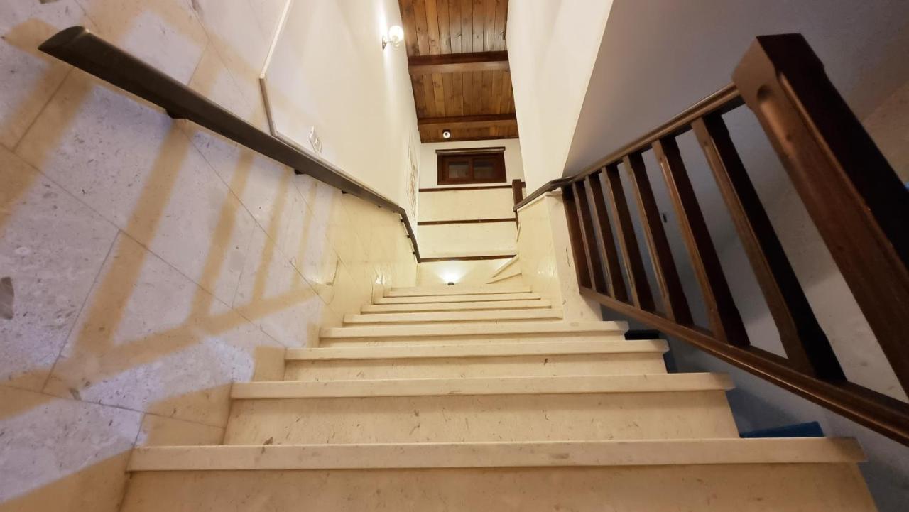 Master Hotel Berat Kültér fotó