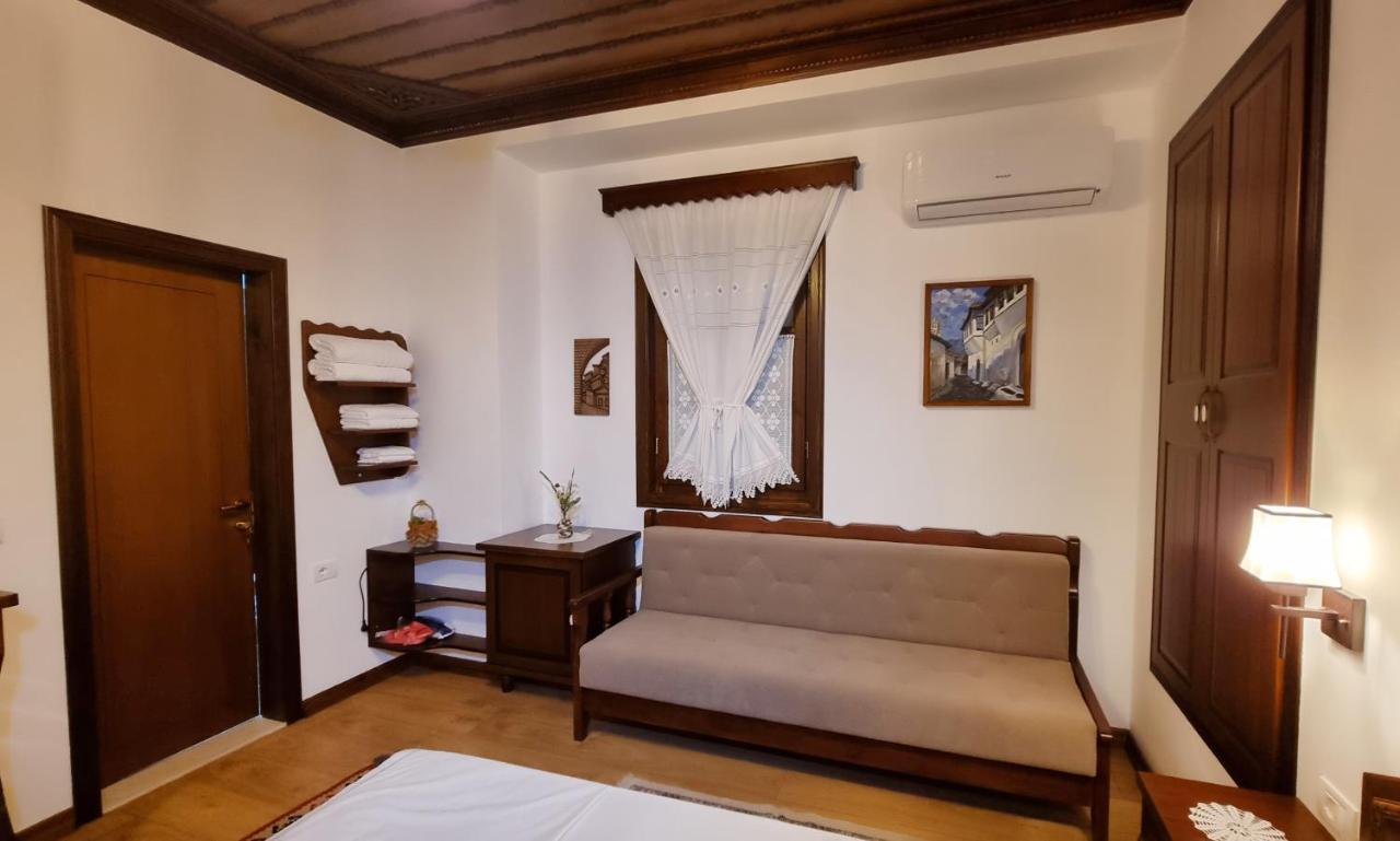 Master Hotel Berat Kültér fotó