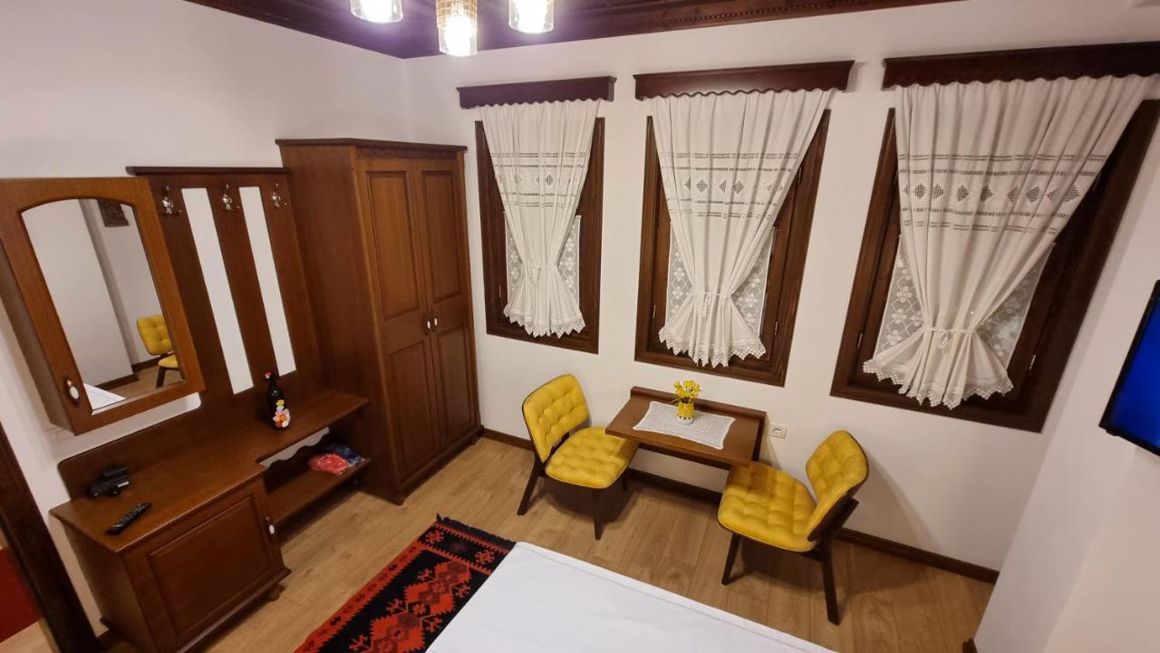 Master Hotel Berat Kültér fotó