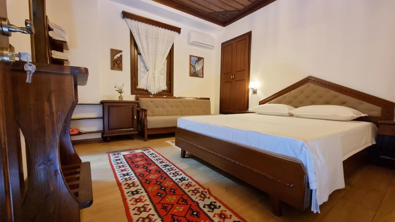 Master Hotel Berat Kültér fotó