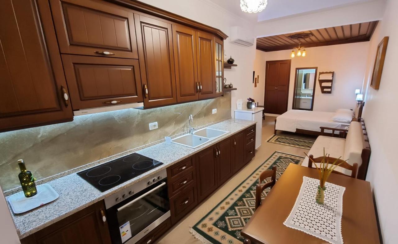 Master Hotel Berat Kültér fotó