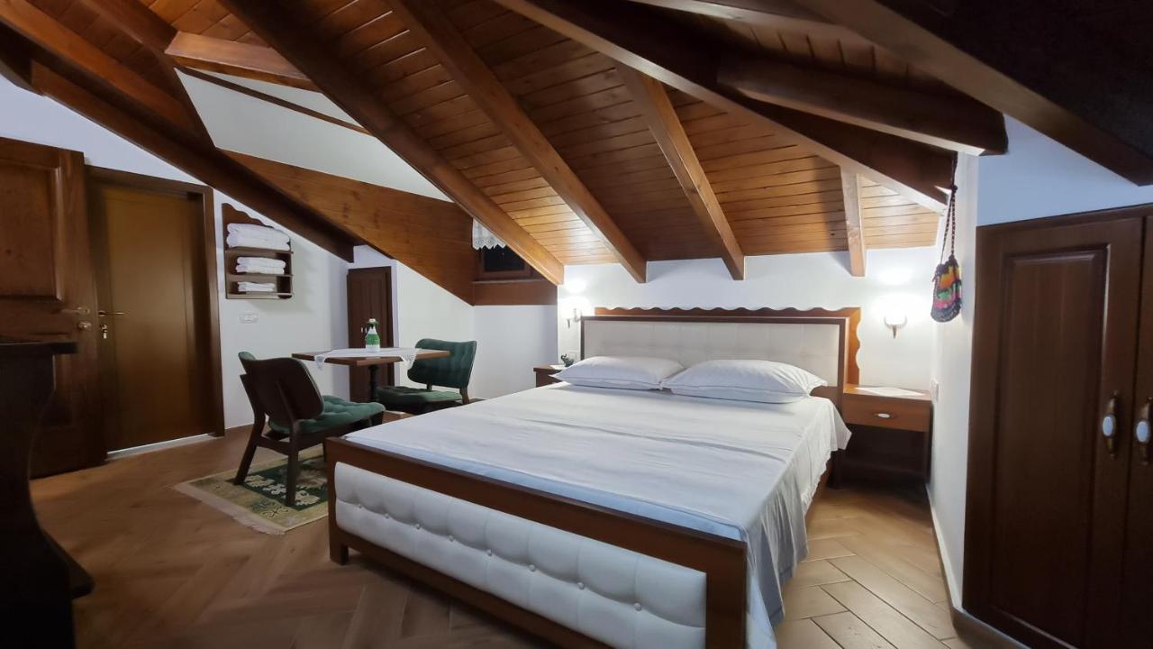 Master Hotel Berat Kültér fotó