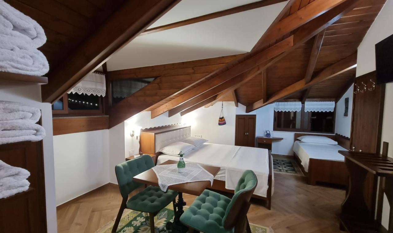Master Hotel Berat Kültér fotó
