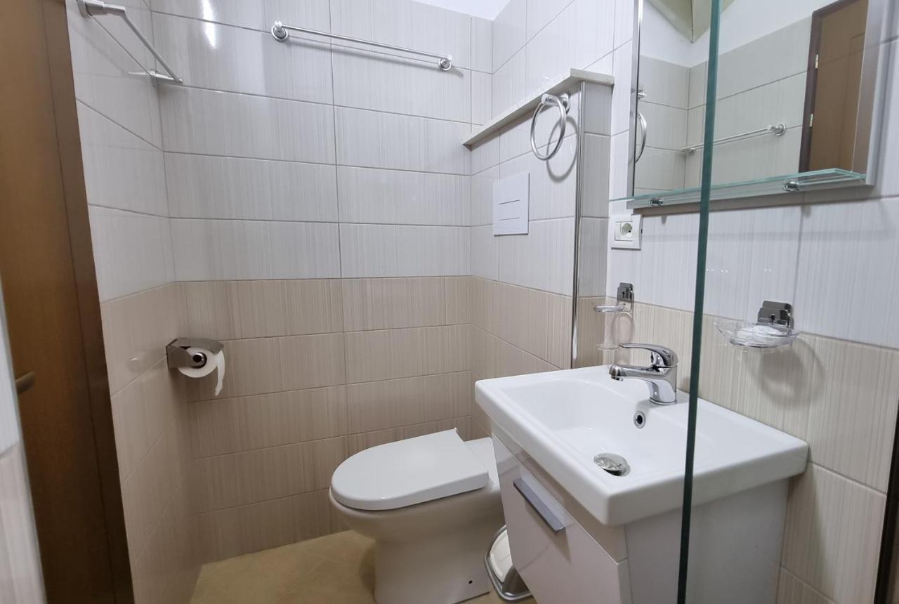 Master Hotel Berat Kültér fotó